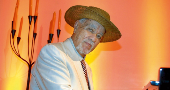 Avo Uvezian, AVO Cigars